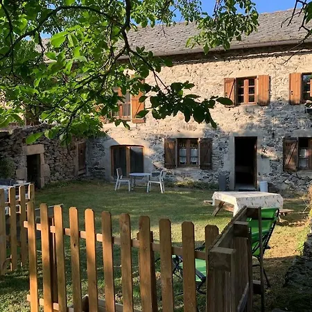 Domaine Au Gna Pidgier Typique 2 Etoiles Saint-Hostien